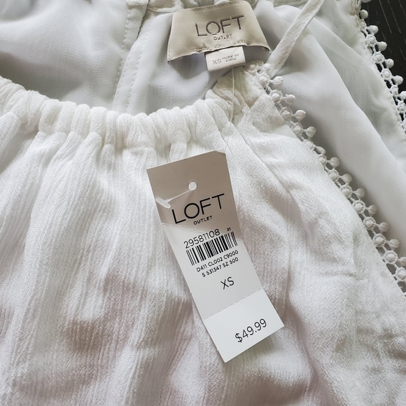 White XS Blouse Loft Outlet - Picture 2 of 3